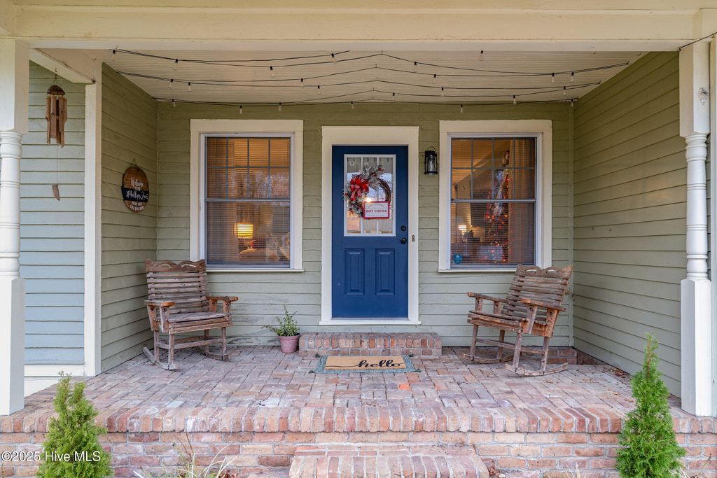 205 W South Street, Fremont, NC 27830