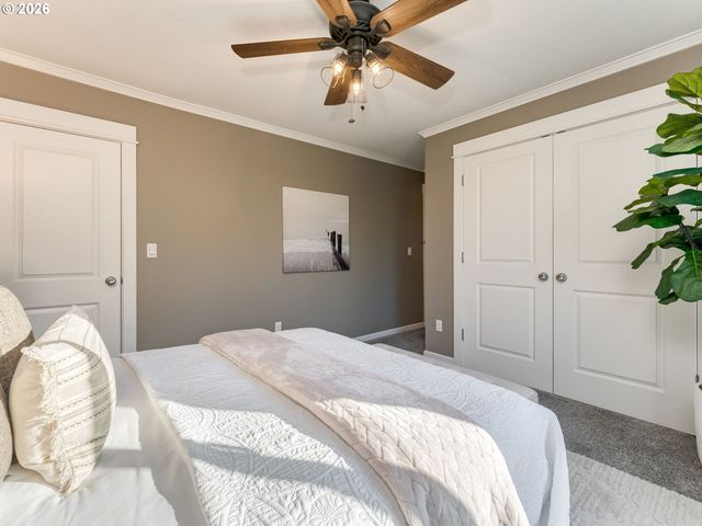 672 S FIR St, Canby, OR 97013