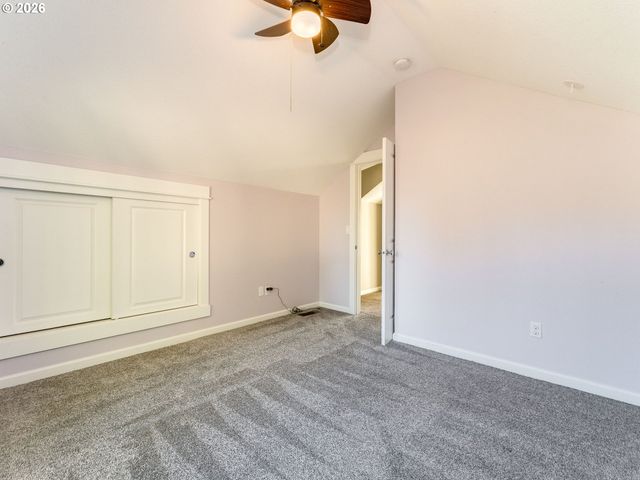 672 S FIR St, Canby, OR 97013