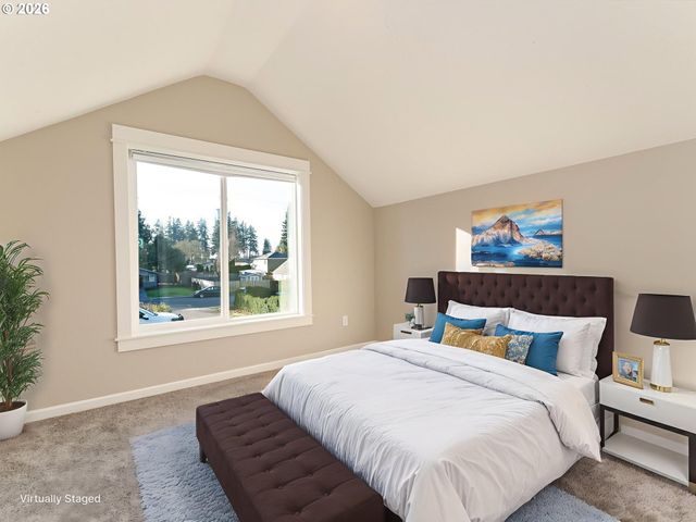 672 S FIR St, Canby, OR 97013