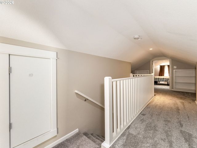 672 S FIR St, Canby, OR 97013