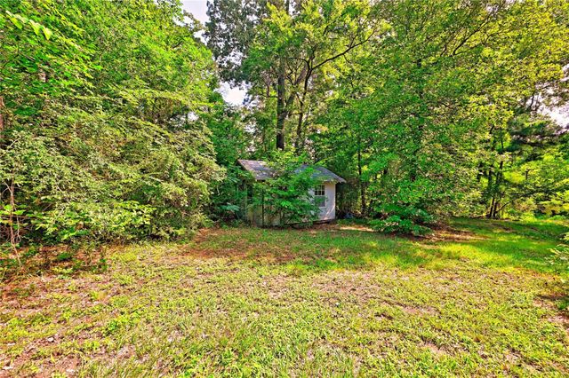 81 E Bishop Road, Point Blank, TX 77364