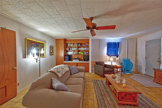 81 E Bishop Road, Point Blank, TX 77364