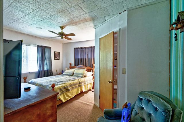 81 E Bishop Road, Point Blank, TX 77364
