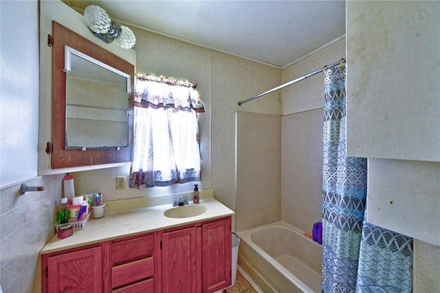 81 E Bishop Road, Point Blank, TX 77364