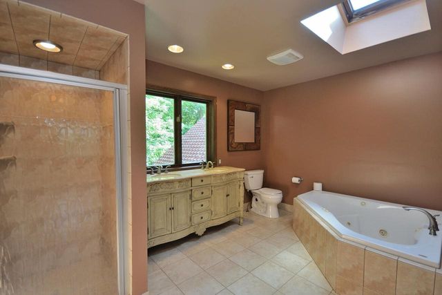 3076 Red Fox CIRCLE, Colgate, WI 53017