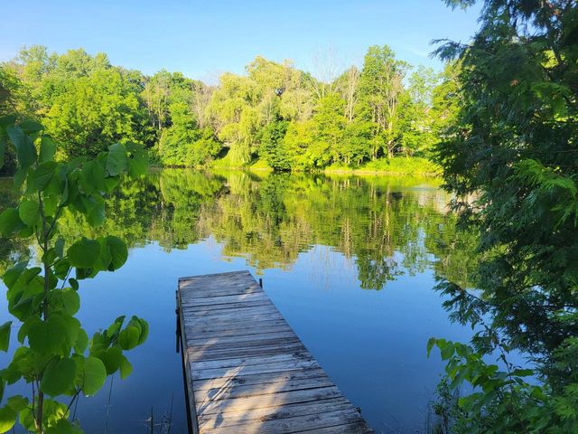 3076 Red Fox CIRCLE, Colgate, WI 53017