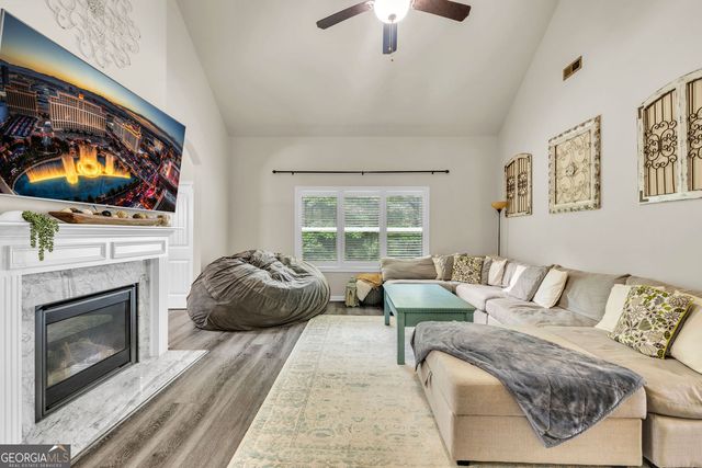 5 Carlow Court, Newnan, GA 30263