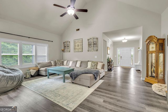 5 Carlow Court, Newnan, GA 30263