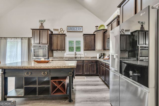 5 Carlow Court, Newnan, GA 30263