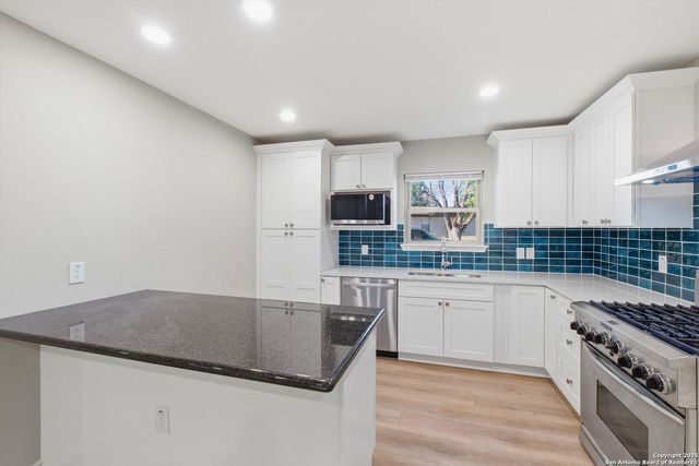 8234 Greenbrier, San Antonio, TX 78209