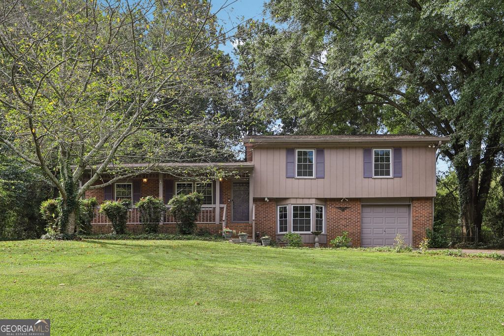 2844 Jordan Woods Drive, Lawrenceville, GA 30044