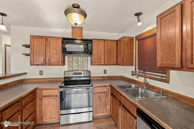 671 W 90th Avenue, Anchorage, AK 99515