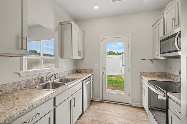 3813 Buckskin Way, Greensboro, NC 27405