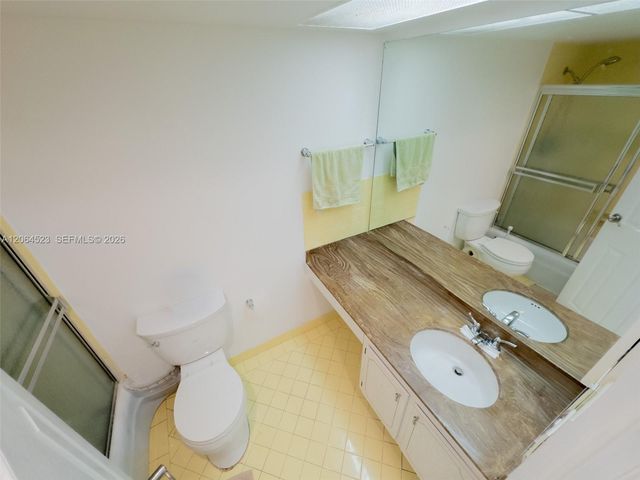250 174th St 1201, Sunny Isles Beach, FL 33160