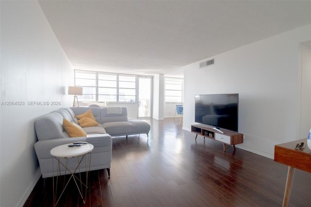 250 174th St 1201, Sunny Isles Beach, FL 33160