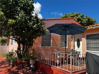 300 NW 13th Ave, Miami, FL 33125