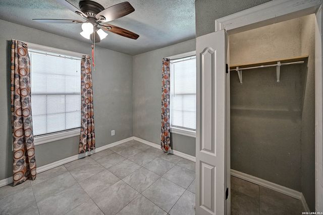904 San Antonio, Pleasanton, TX 78064
