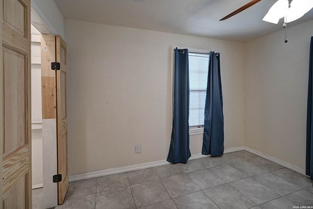 904 San Antonio, Pleasanton, TX 78064