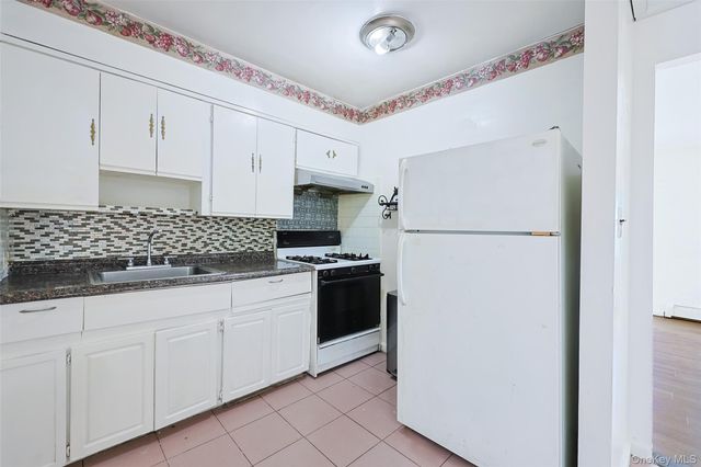 149-18 Cross Island Parkway, Whitestone, NY 11357