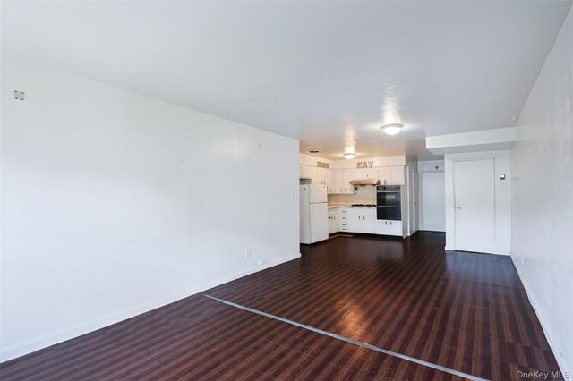 149-18 Cross Island Parkway, Whitestone, NY 11357