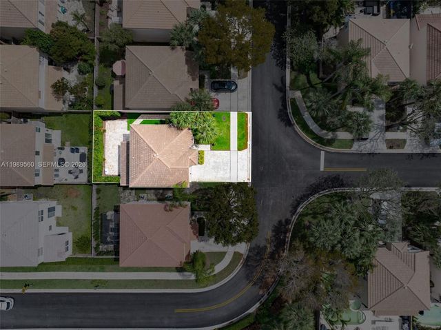 10971 NW 12th Pl, Plantation, FL 33322