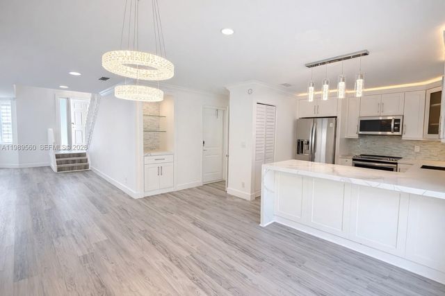 10971 NW 12th Pl, Plantation, FL 33322