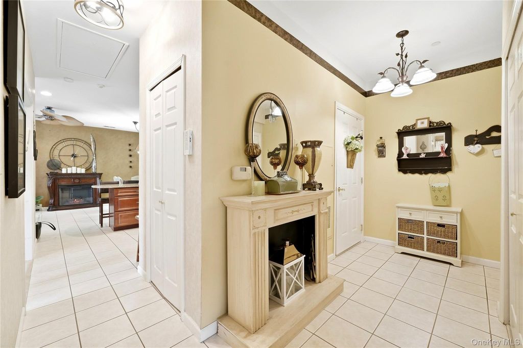 137 Francesca Way, Amityville, NY 11701 — photo 5