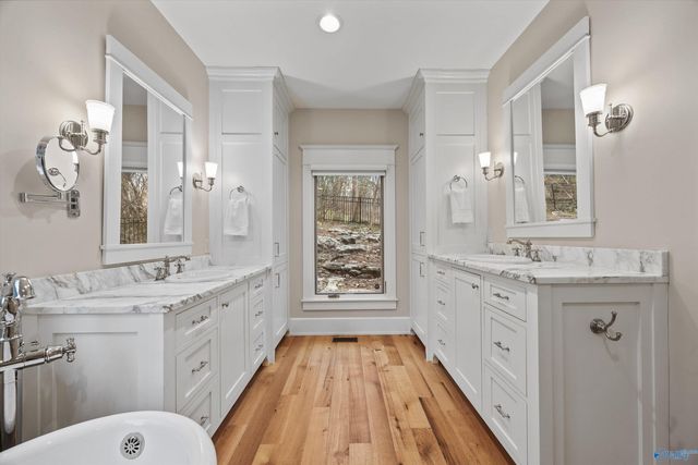 2201 Lytle Street SE, Huntsville, AL 35801