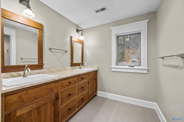 2201 Lytle Street SE, Huntsville, AL 35801