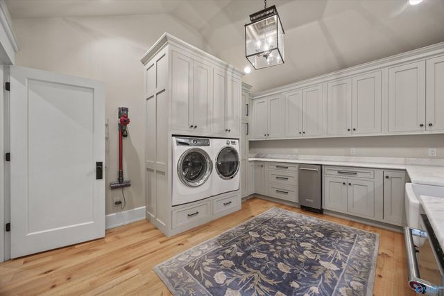 2201 Lytle Street SE, Huntsville, AL 35801