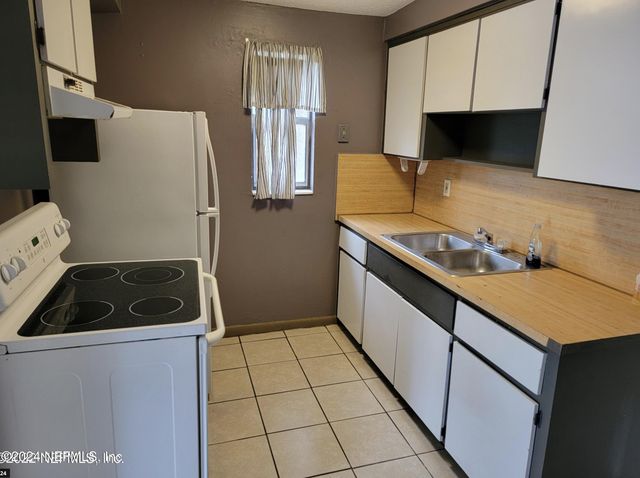 1443 WINNEBAGO Avenue 1, Jacksonville, FL 32210