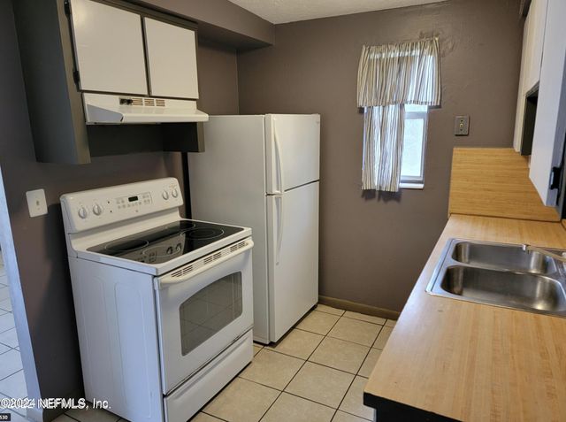 1443 WINNEBAGO Avenue 1, Jacksonville, FL 32210
