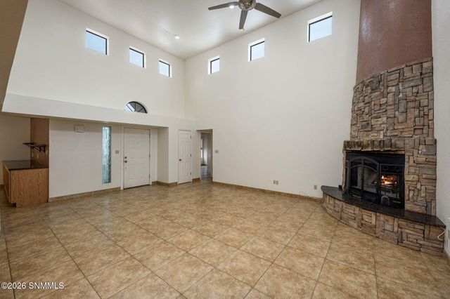 3630 Paradise Lane, Las Cruces, NM 88007