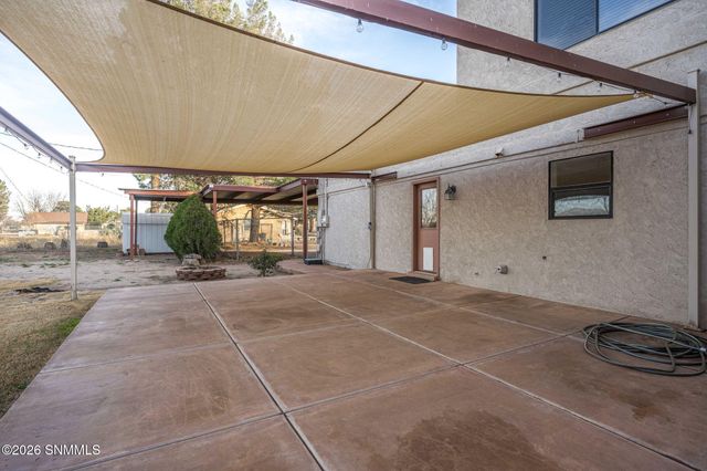 3630 Paradise Lane, Las Cruces, NM 88007