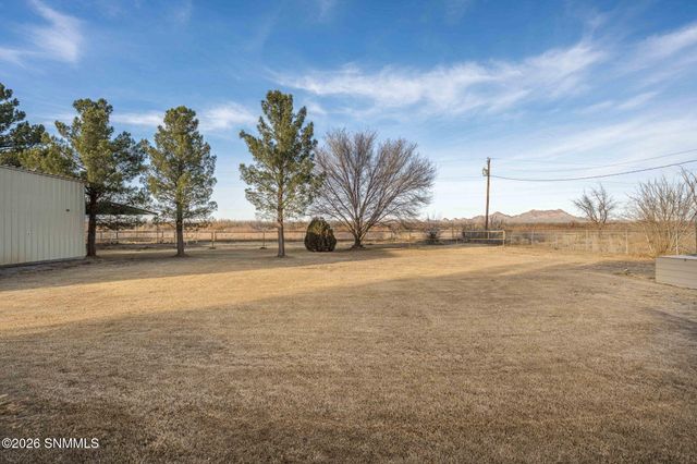 3630 Paradise Lane, Las Cruces, NM 88007