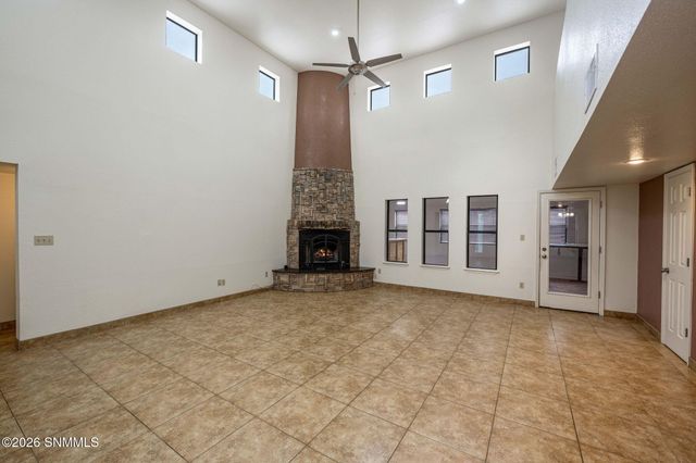 3630 Paradise Lane, Las Cruces, NM 88007