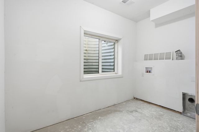 1812 10th Avenue, Silvis, IL 61282