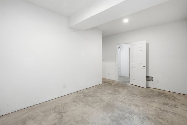 1812 10th Avenue, Silvis, IL 61282