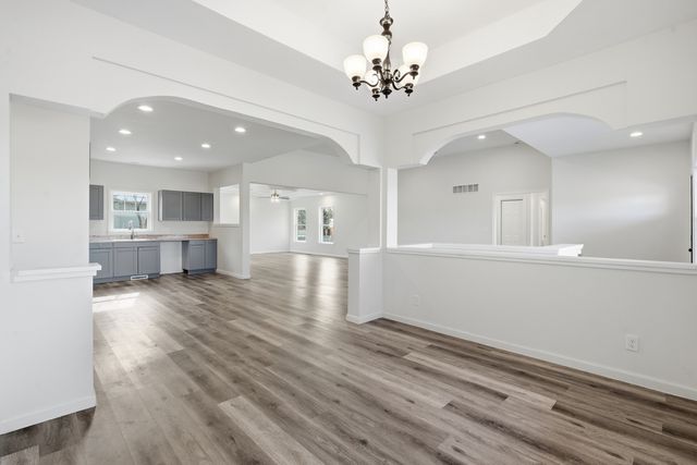 1812 10th Avenue, Silvis, IL 61282