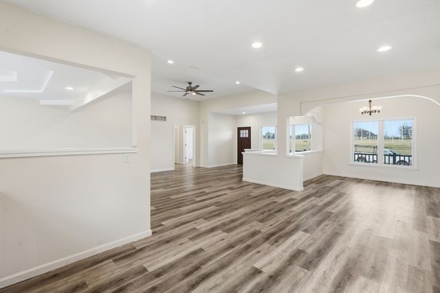 1812 10th Avenue, Silvis, IL 61282