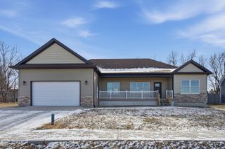 1812 10th Avenue, Silvis, IL 61282