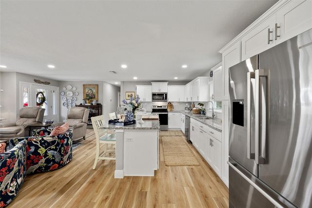 723 SE 40TH TERRACE, Ocala, FL 34471