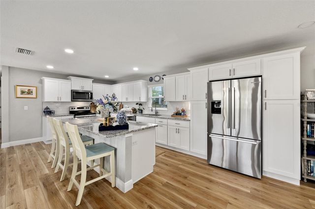 723 SE 40TH TERRACE, Ocala, FL 34471