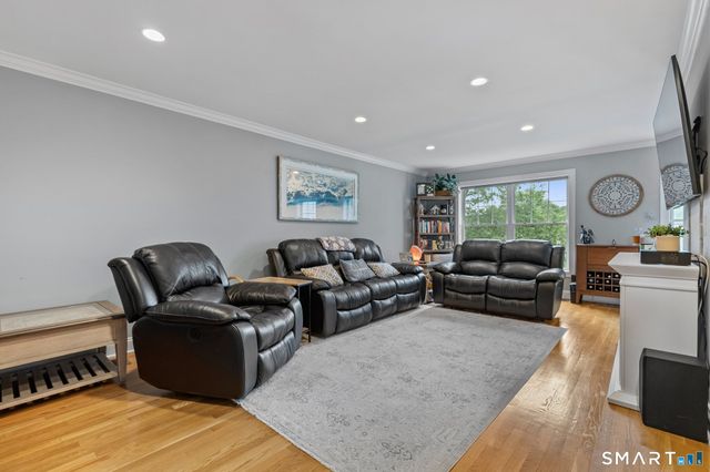 85 Camp Avenue 7I, Stamford, CT 06907