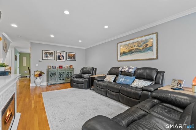 85 Camp Avenue 7I, Stamford, CT 06907