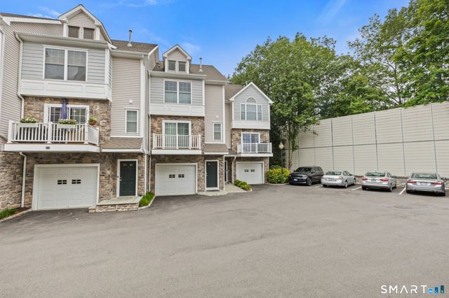 85 Camp Avenue 7I, Stamford, CT 06907