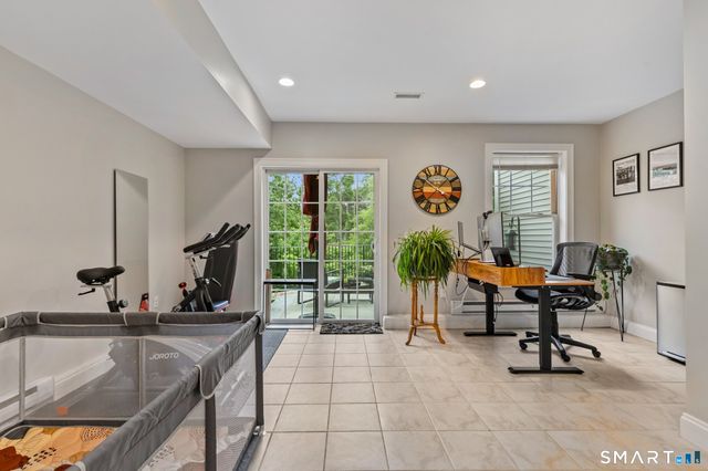 85 Camp Avenue 7I, Stamford, CT 06907
