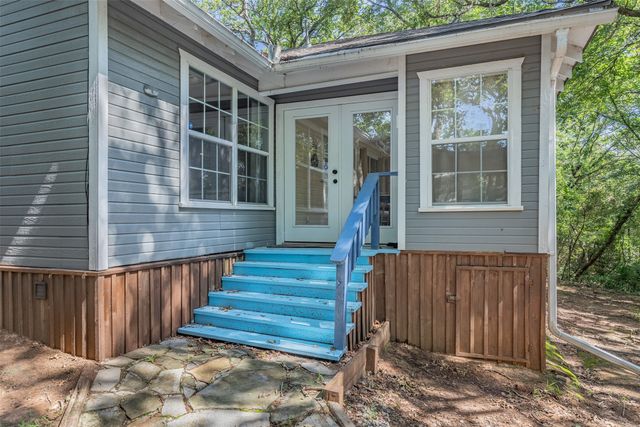 52 Shoreline Road, Pottsboro, TX 75076