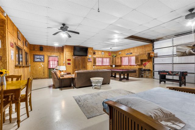 52 Shoreline Road, Pottsboro, TX 75076